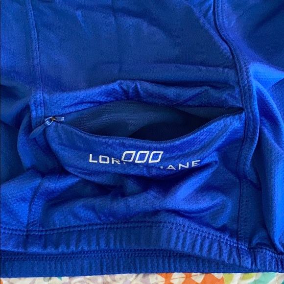 Lorna Jane Workout Tank pocket in Back - Picture 4 of 7